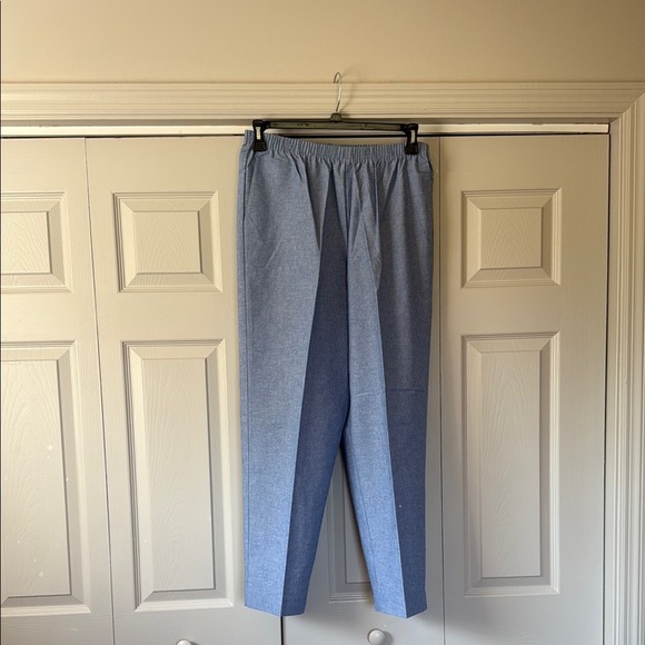 Alfred Dunner Blue Dress Pants with Elastic Waistband - Picture 1 of 3